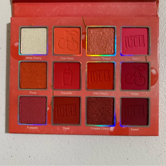 ICEE x Glamlite Cherry Eyeshadow Palette-NIB - Picture 5 of 6